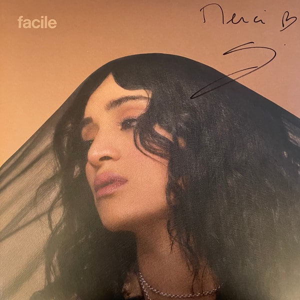 Camélia Jordana – Facile x Fragile